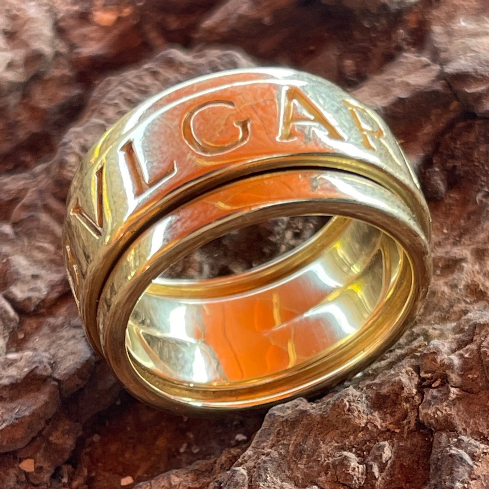 750 gold bvlgari band size 7